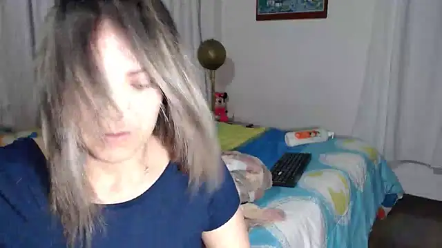 Snapshot of Chantal_hott chatting on 11-12-25, 12:55 Chantal hott online show from 11-12-25, 12:55