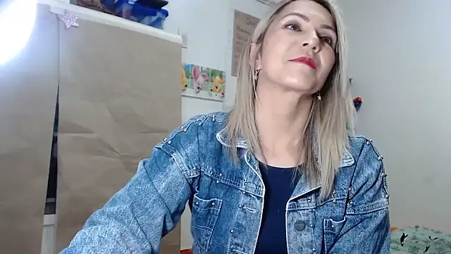 Chantal hott online show from 01-10-26, 07:59