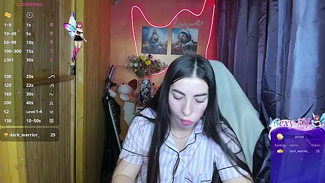 Snapshot of Fiery_Brunette_ chatting on 01-01-25, 06:58 Fiery Brunette online show from 01-01-25, 06:58