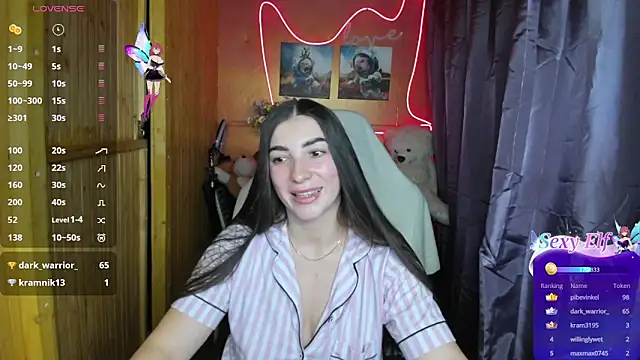 Snapshot of Fiery_Brunette_ chatting on 01-05-25, 08:31 Fiery Brunette online show from 01-05-25, 08:31