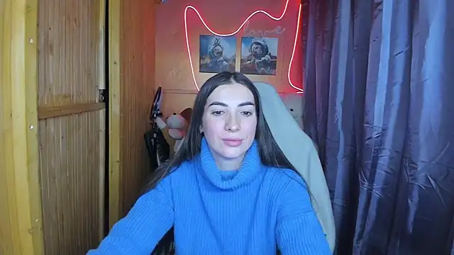 Snapshot of Fiery_Brunette_ chatting on 02-13-25, 04:50 Fiery Brunette online show from 02-13-25, 04:50