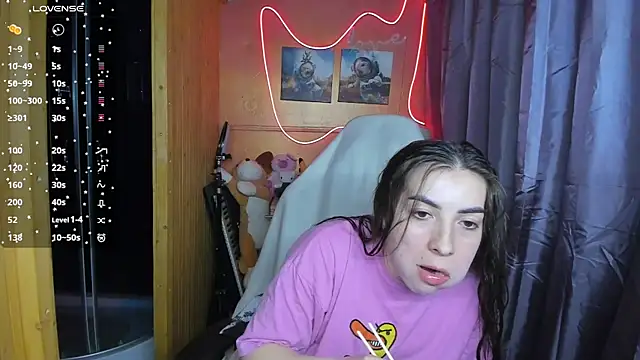 Snapshot of Fiery_Brunette_ chatting on 02-24-25, 12:05 Fiery Brunette online show from 02-24-25, 12:05