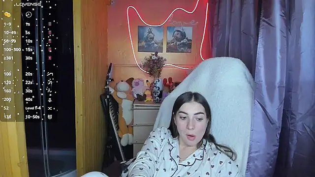 Snapshot of Fiery_Brunette_ chatting on 03-12-25, 02:34 Fiery Brunette online show from 03-12-25, 02:34