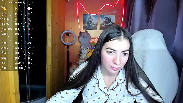 Snapshot of Fiery_Brunette_ chatting on 09-20-25, 05:41 Fiery Brunette online show from 09-20-25, 05:41