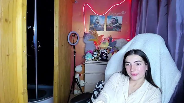 Snapshot of Fiery_Brunette_ chatting on 04-27-26, 06:55 Fiery Brunette online show from 04-27-26, 06:55