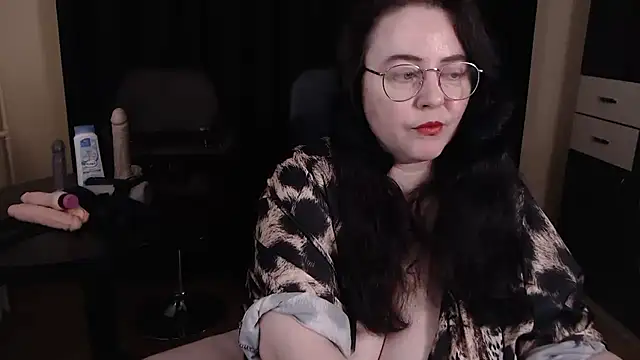 poshmistress online show from 05-26-26, 05:47