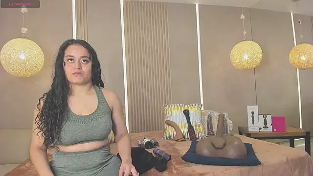 sabrina shark  online show from 02-21-26, 02:23