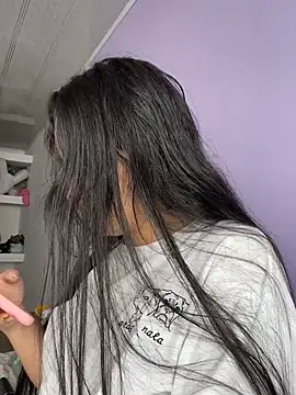 hannahb-e online show from 01-17-25, 05:19