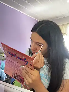 hannahb-e online show from 01-22-25, 05:06