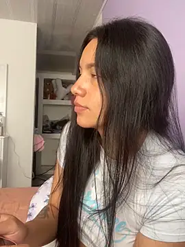 hannahb-e online show from 02-04-25, 06:27