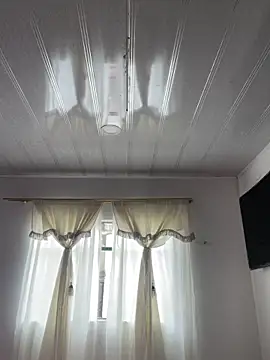 hannahb-e online show from 03-12-26, 04:13