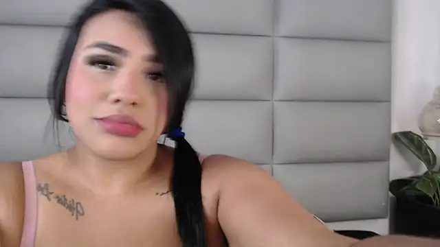 emily brontee  online show from 03-14-25, 01:35