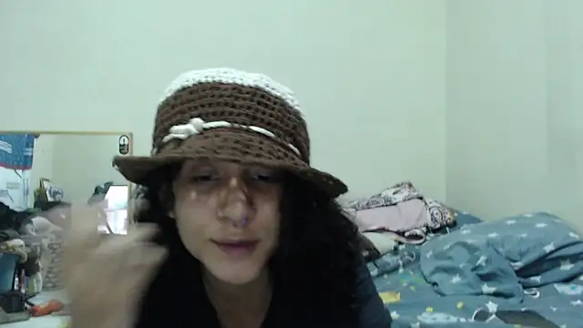 AlinaWoolf  online show from 05-18-26, 04:07