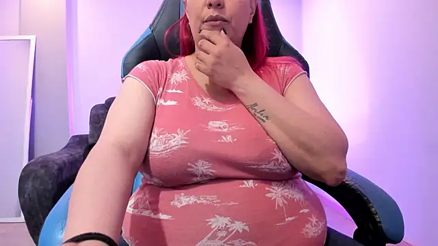 Snapshot of Sammy_owens_ chatting on 09-19-25, 12:06 Sammy owens online show from 09-19-25, 12:06