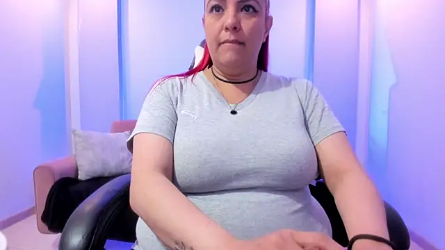 Snapshot of Sammy_owens_ chatting on 09-27-25, 12:21 Sammy owens online show from 09-27-25, 12:21