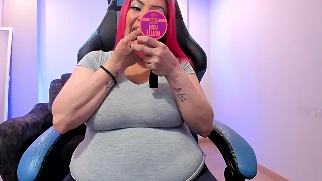 Snapshot of Sammy_owens_ chatting on 09-30-25, 12:21 Sammy owens online show from 09-30-25, 12:21