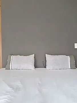 Jazmine-Blue online show from 01-15-25, 09:24