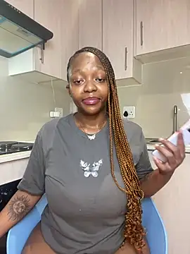 Snapshot of Jazmine-Blue chatting on 08-02-26, 03:16 Jazmine-Blue online show from 08-02-26, 03:16