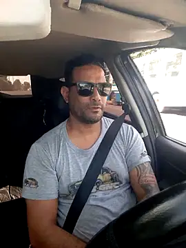 hecwil8 online show from 11-19-25, 12:05