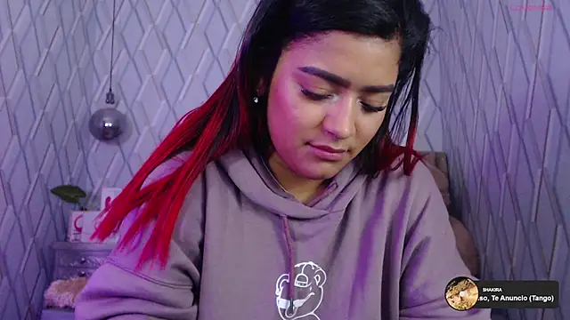 NicolleTaylor online show from 03-11-25, 08:20