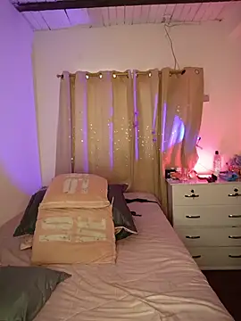 Isabella Du online show from 06-12-26, 05:34