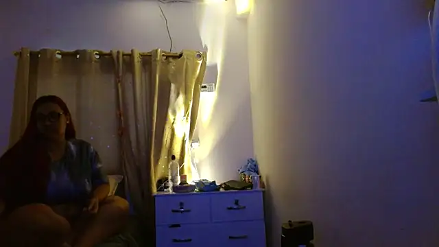 Isabella Du online show from 06-14-26, 10:56