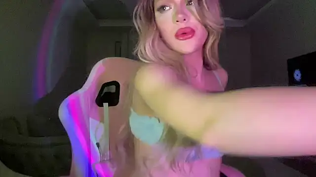 petitebeauty online show from 04-22-26, 08:10