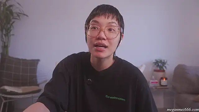 meganmei666 online show from 04-18-26, 07:07