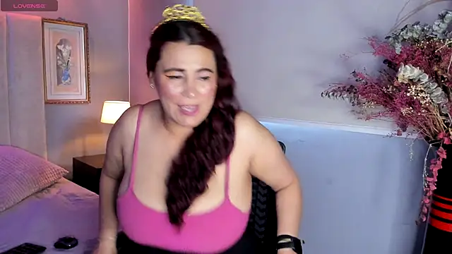 Snapshot of MarthinaBaker chatting on 11-13-25, 12:15 MarthinaBaker online show from 11-13-25, 12:15