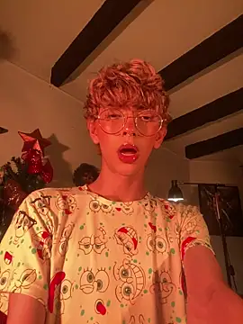 lyamthommpson online show from 12-14-25, 02:06