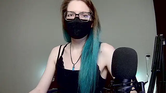 Snapshot of amber_candyfloss chatting on 01-01-25, 12:32 amber candyfloss online show from 01-01-25, 12:32