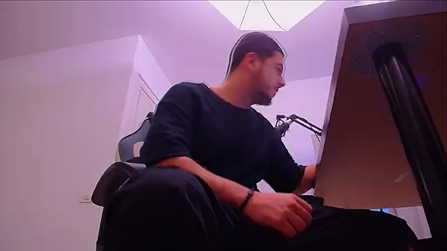 JoshKnights online show from 10-23-25, 04:56