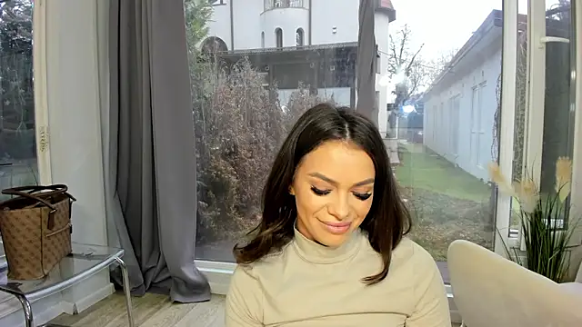 Selena Reeves online show from 02-09-25, 06:22