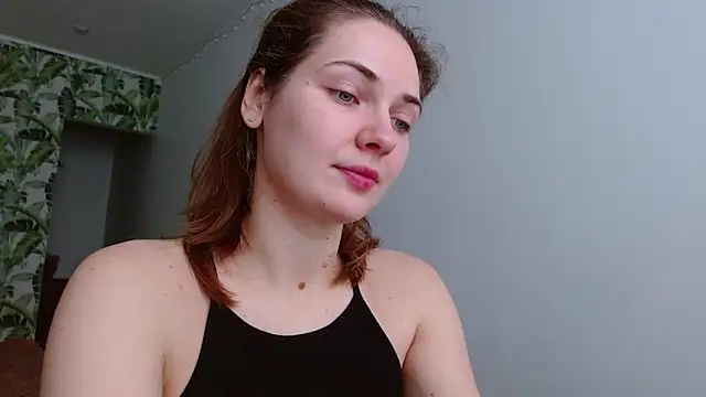 Olivia shine online show from 02-15-25, 05:41