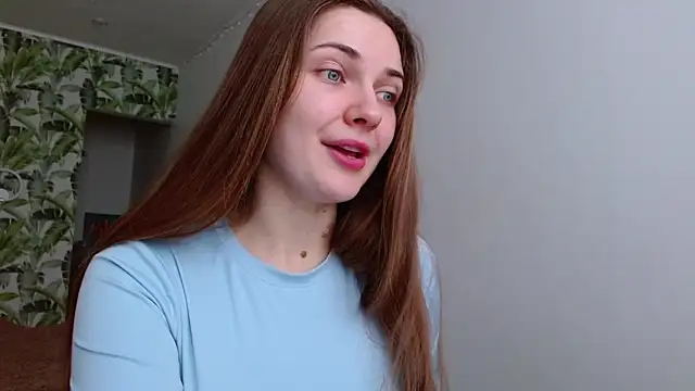 Olivia shine online show from 02-20-25, 05:33