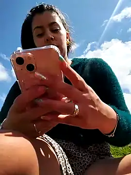 Emily Wane online show from 12-06-24, 05:11