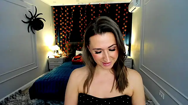 Snapshot of PassionGlow chatting on 10-18-25, 07:36 PassionGlow online show from 10-18-25, 07:36