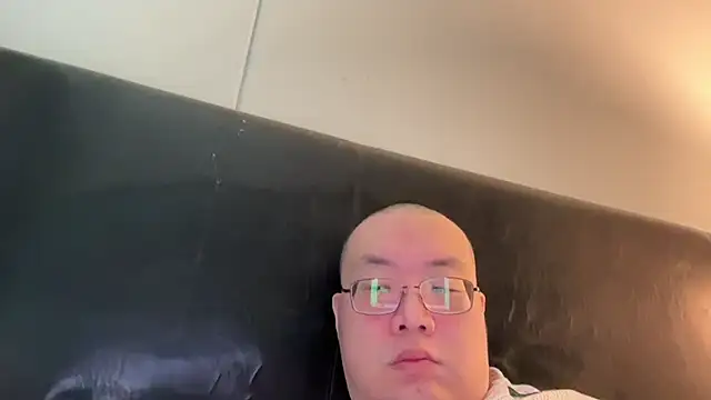 Snapshot of slaveasianboy chatting on 12-05-24, 04:01 slaveasianboy online show from 12-05-24, 04:01