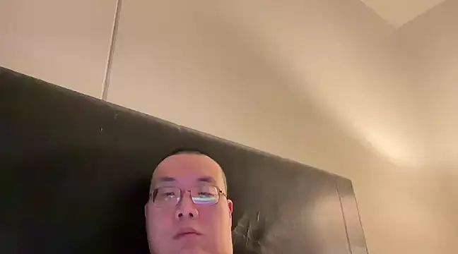 Snapshot of slaveasianboy chatting on 12-18-24, 11:13 slaveasianboy online show from 12-18-24, 11:13