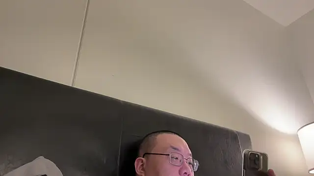 Snapshot of slaveasianboy chatting on 03-01-25, 10:13 slaveasianboy online show from 03-01-25, 10:13