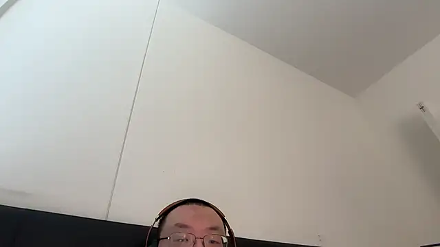 slaveasianboy online show from 04-19-26, 03:11