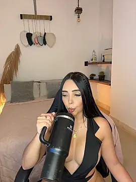 annyfosterr online show from 05-09-26, 07:52