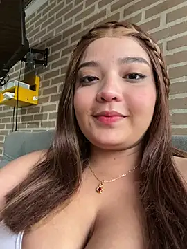 CharlotteMillers online show from 01-01-25, 09:31