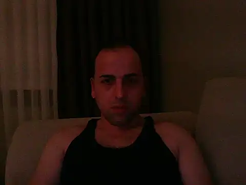 Snapshot of Yldrmm_9553 chatting on 06-05-26, 09:42 Yldrmm 9553 online show from 06-05-26, 09:42