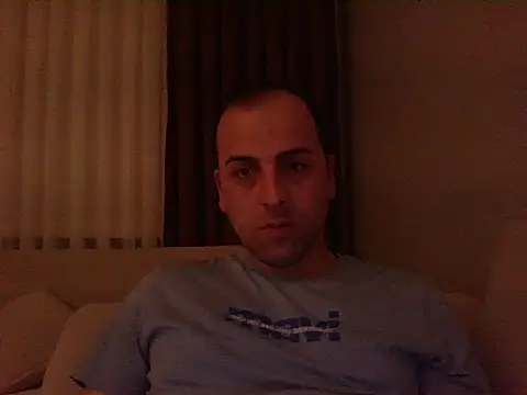 Snapshot of Yldrmm_9553 chatting on 06-10-26, 08:08 Yldrmm 9553 online show from 06-10-26, 08:08