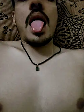 Snapshot of Lucifer21dragon chatting on 10-23-25, 08:29 Lucifer21dragon online show from 10-23-25, 08:29