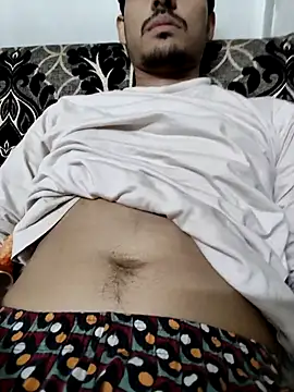 Snapshot of Lucifer21dragon chatting on 11-19-25, 03:34 Lucifer21dragon online show from 11-19-25, 03:34