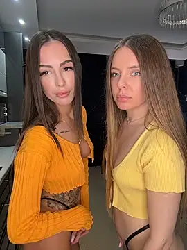  Monic  online show from 04-19-26, 06:21