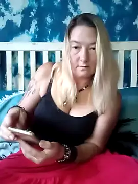 GingerKtm21 online show from 03-21-25, 12:39