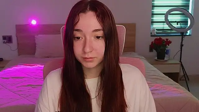YasmineWest online show from 05-08-26, 12:38